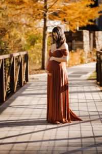best Cave Springs maternity photographer, maternity portraits Rogers AR, NWA maternity photoshoot