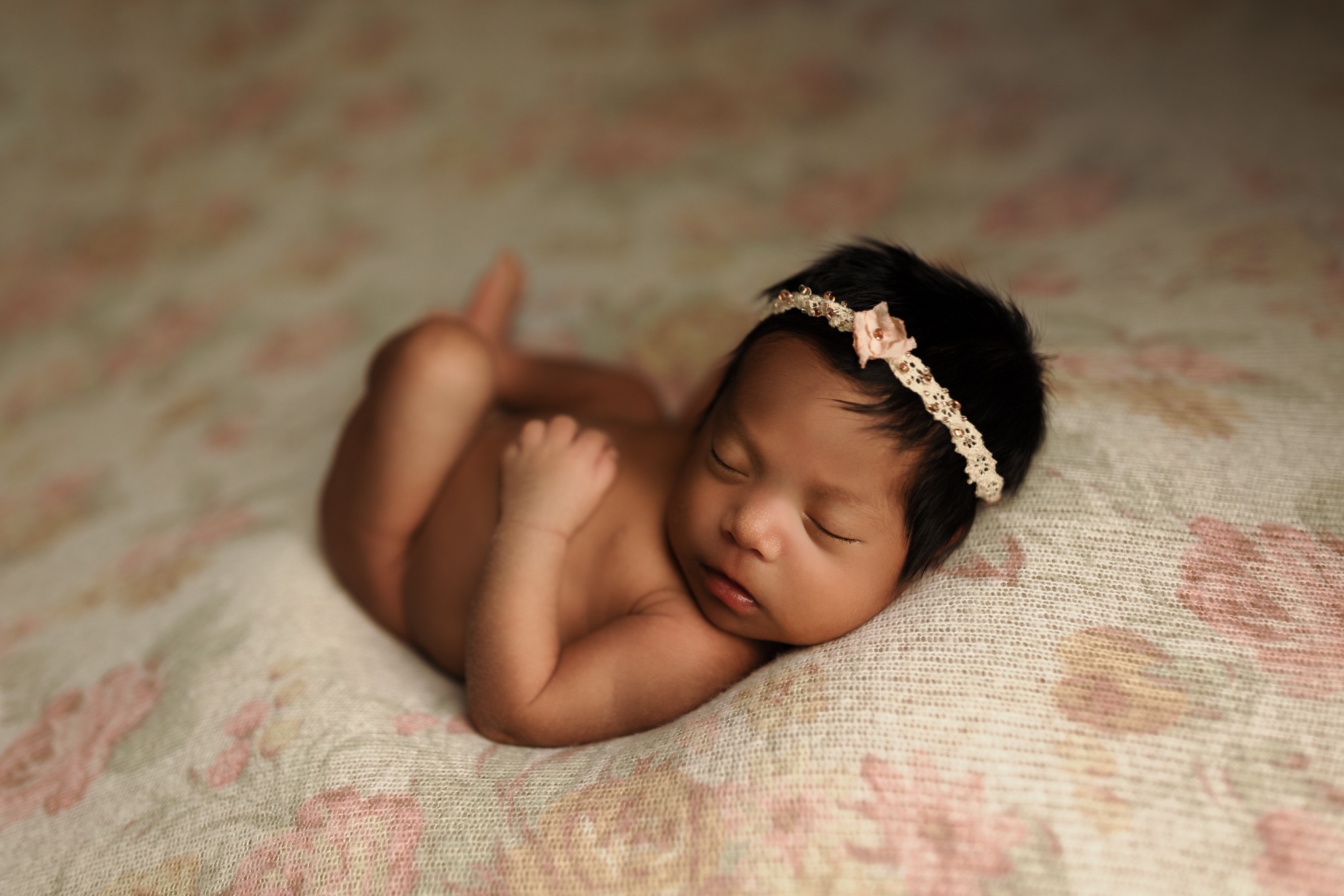 NW Arkansas newborn photographer