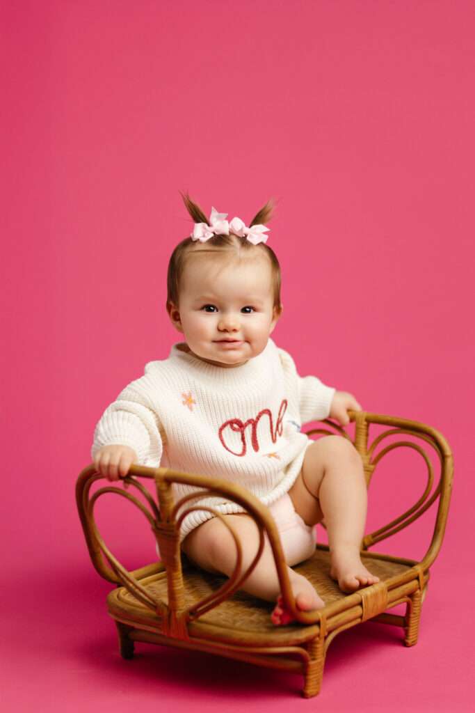 milestone baby photographer, best NW Arkansas cake smash photographer, baby milestone session, baby photographer near me NWA