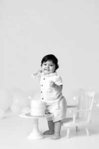 Bentonville cake smash photographer, NWA cake smash photography, baby birthday photoshoot near me