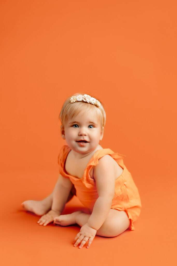 NW Arkansas baby photographer, baby milestone portraits Bentonville AR. Northwest Arkansas family photography