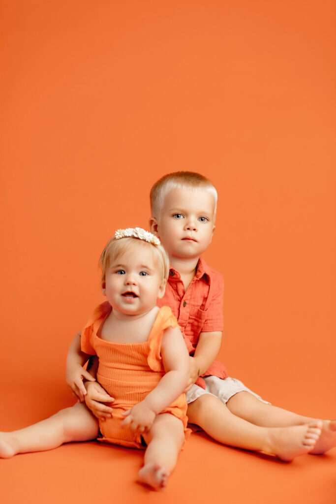 NW Arkansas baby photographer, baby milestone portraits Bentonville AR. Northwest Arkansas family photography