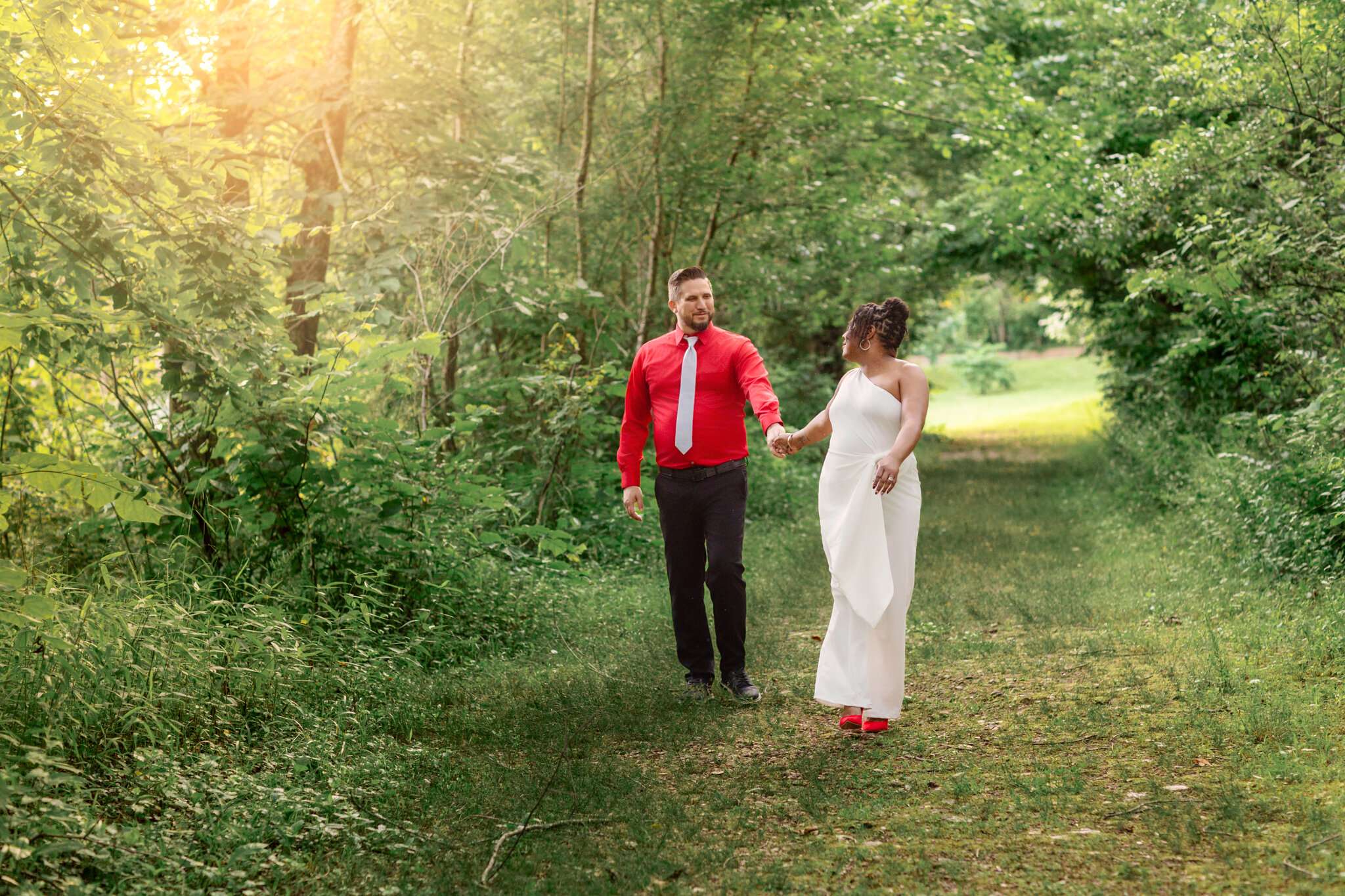 NW Arkansas family photographer, family photoshoot near me Fayetteville AR, couples photography Bentonville AR