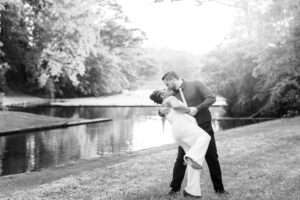 NW Arkansas family photographer, family photoshoot near me Fayetteville AR, couples photography Bentonville AR