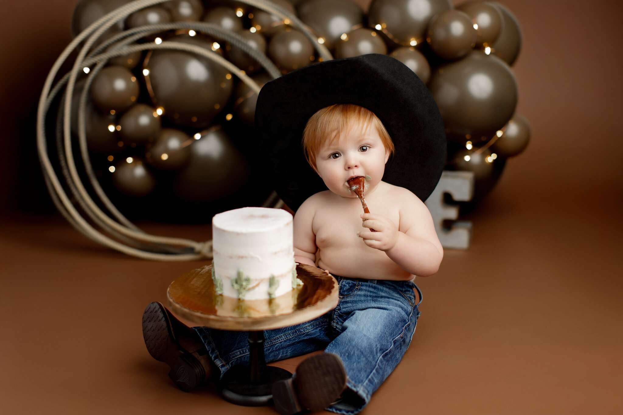 one-year milestone session, NWA cake smash photographer, best baby photographer Cave Springs