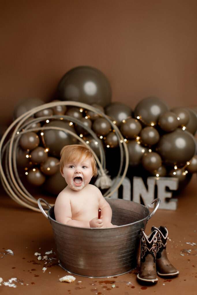 one year milestone session, NWA cake smash photographer, best baby photographer Cave Springs