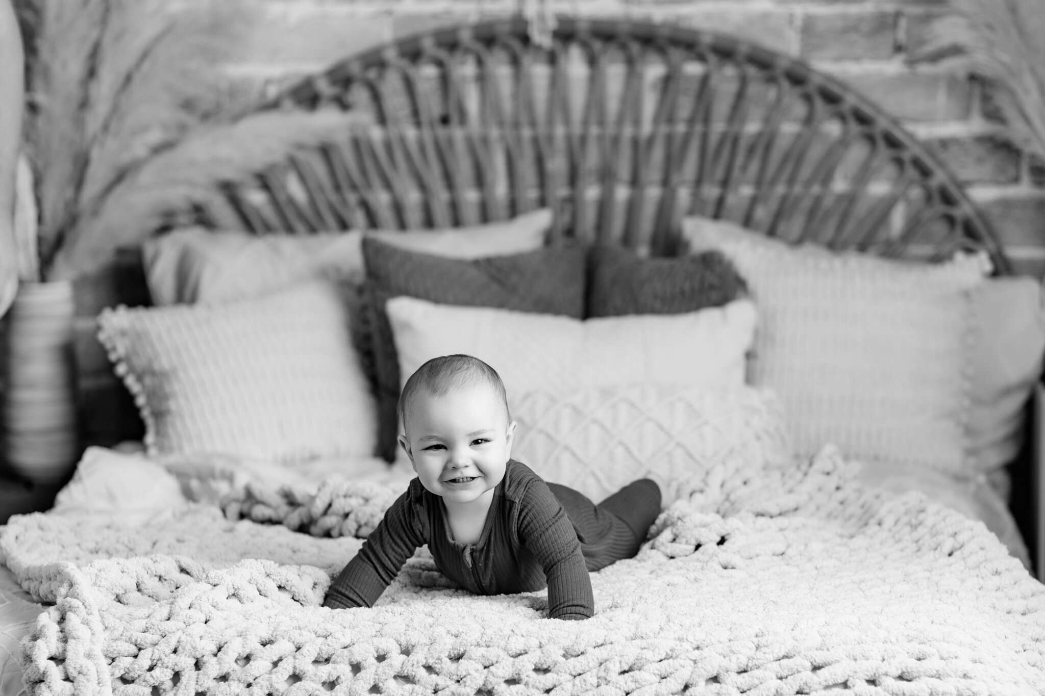 Bentonville AR cake smash photographer, NWA baby milestone session, first birthday photoshoot Fayetteville AR