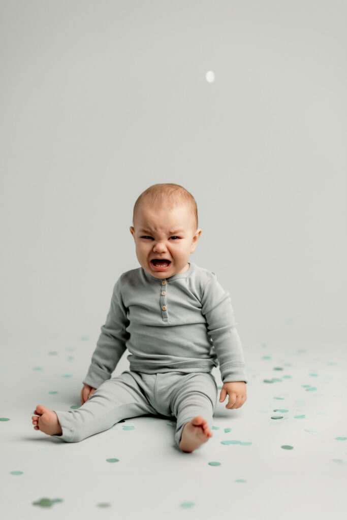 Bentonville AR cake smash photographer, NWA baby milestone session, first birthday photoshoot Fayetteville AR