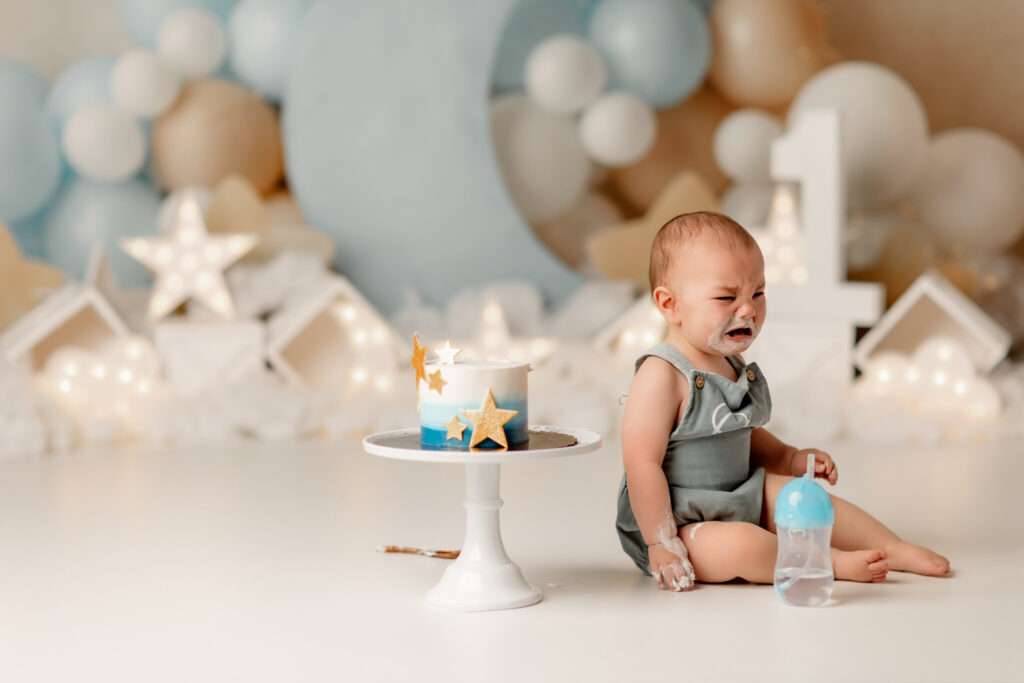 Bentonville AR cake smash photographer, NWA baby milestone session, first birthday photoshoot Fayetteville AR
