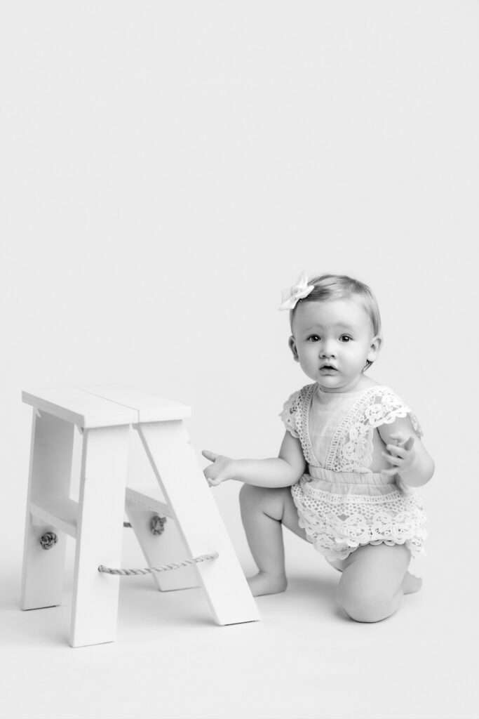 One-Year Milestone Session, best baby photographer Cave Springs, professional cake smash photos