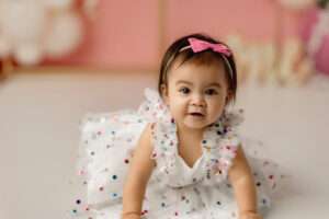 one year milestone session, NWA cake smash photographer, best baby photographer Cave Springs