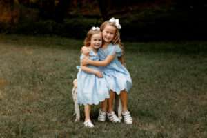 Fayetteville AR family portraits, family photographer near me Cave Springs