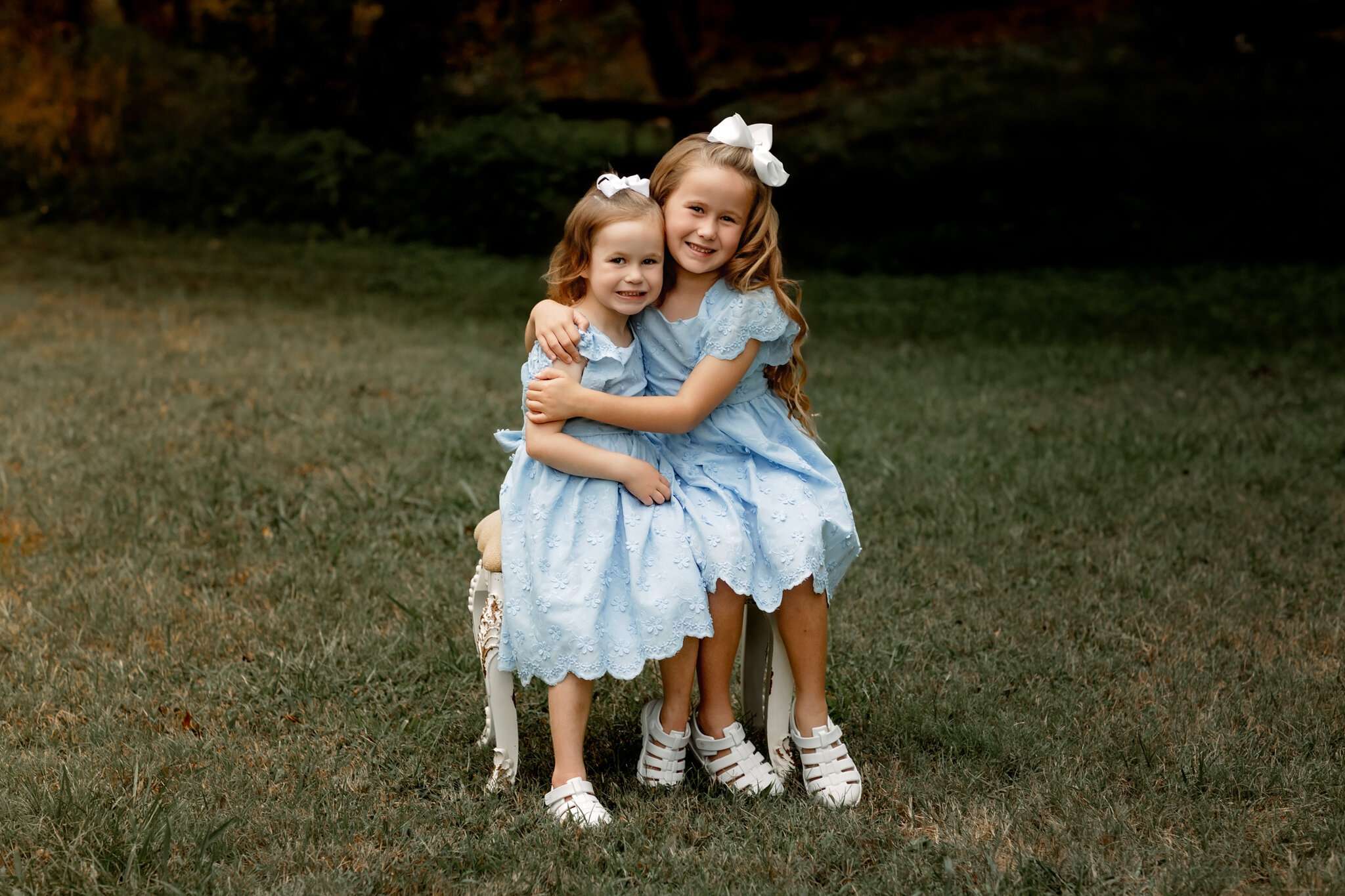 Fayetteville AR family portraits, family photographer near me Cave Springs