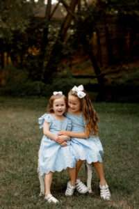 Fayetteville AR family portraits, family photographer near me Cave Springs