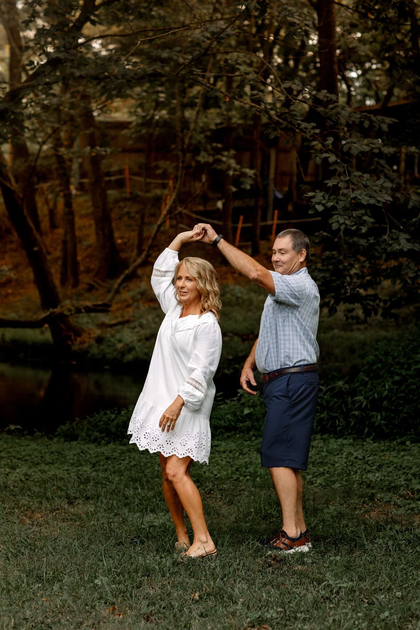 family photographs, Fayetteville AR family portraits, family photographer near me Cave Springs