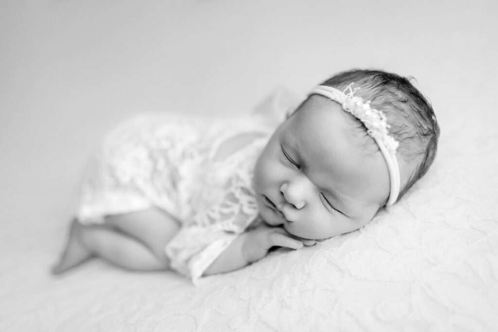 Bentonville newborn photographer, baby portraits Cave Springs, luxury newborn photography NW Arkansas