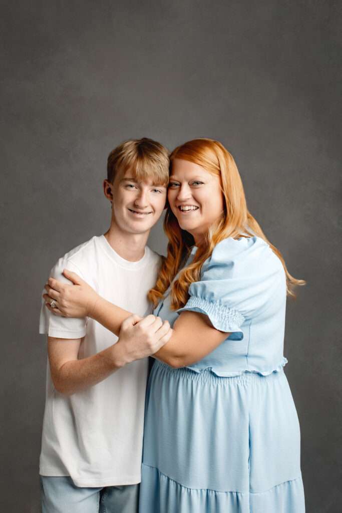 family studio session, nwa family photography, family portraits Cave Springs, professional family photos