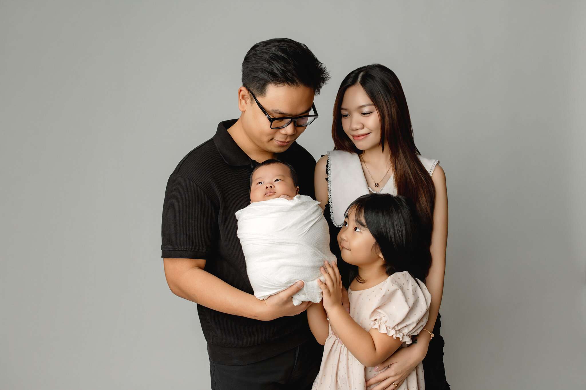 NWA newborn photography, best NWA newborn portrait studio