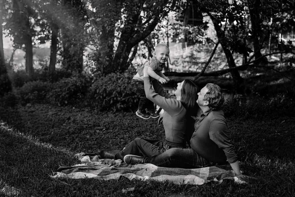 NWA family photographer Cave Springs family photography, family portraits Northwest Arkansas