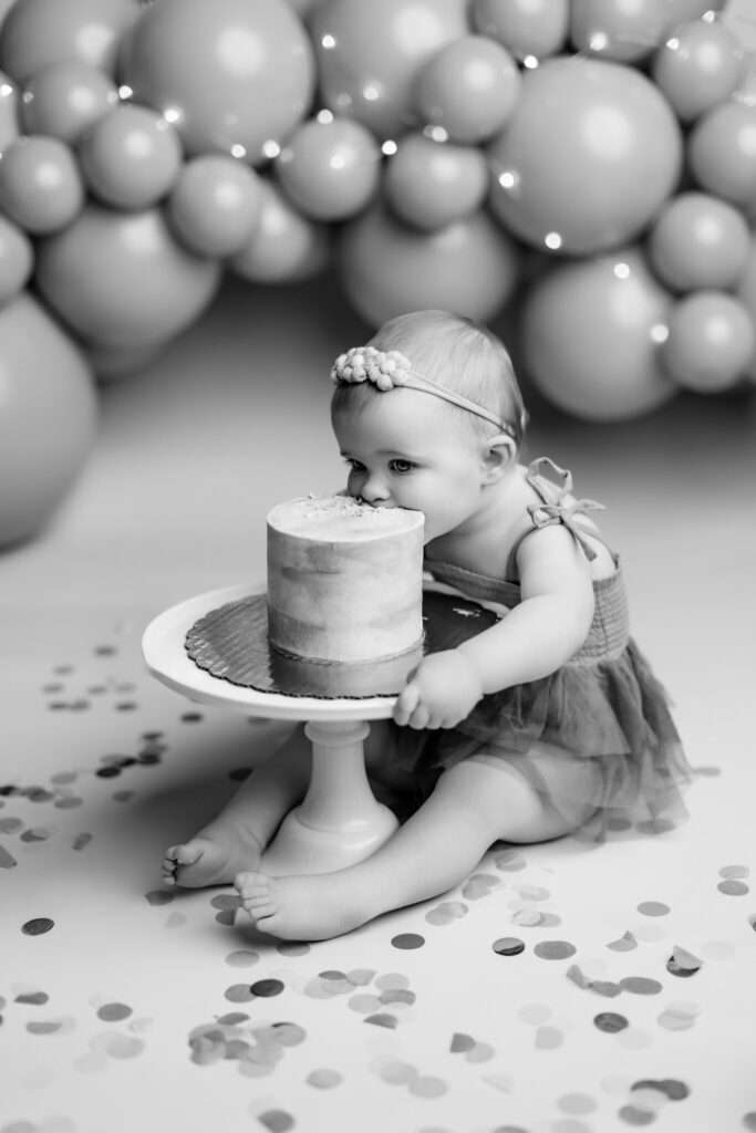 one-year smash cake session, cake smash photographer Cave Springs, Bentonville cake smash photography, baby birthday portrait session NW Arkansas
