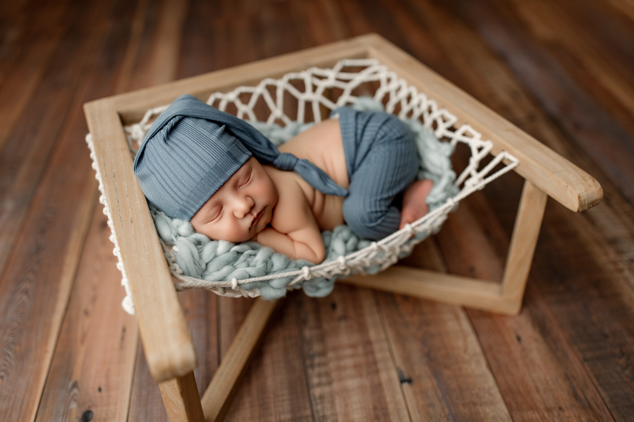 NWA newborn portraits, newborn photoshoot near me, Cave Springs baby photography