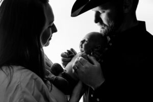 nwa newborn portraits, newborn photography packages, Cave Springs baby photographer