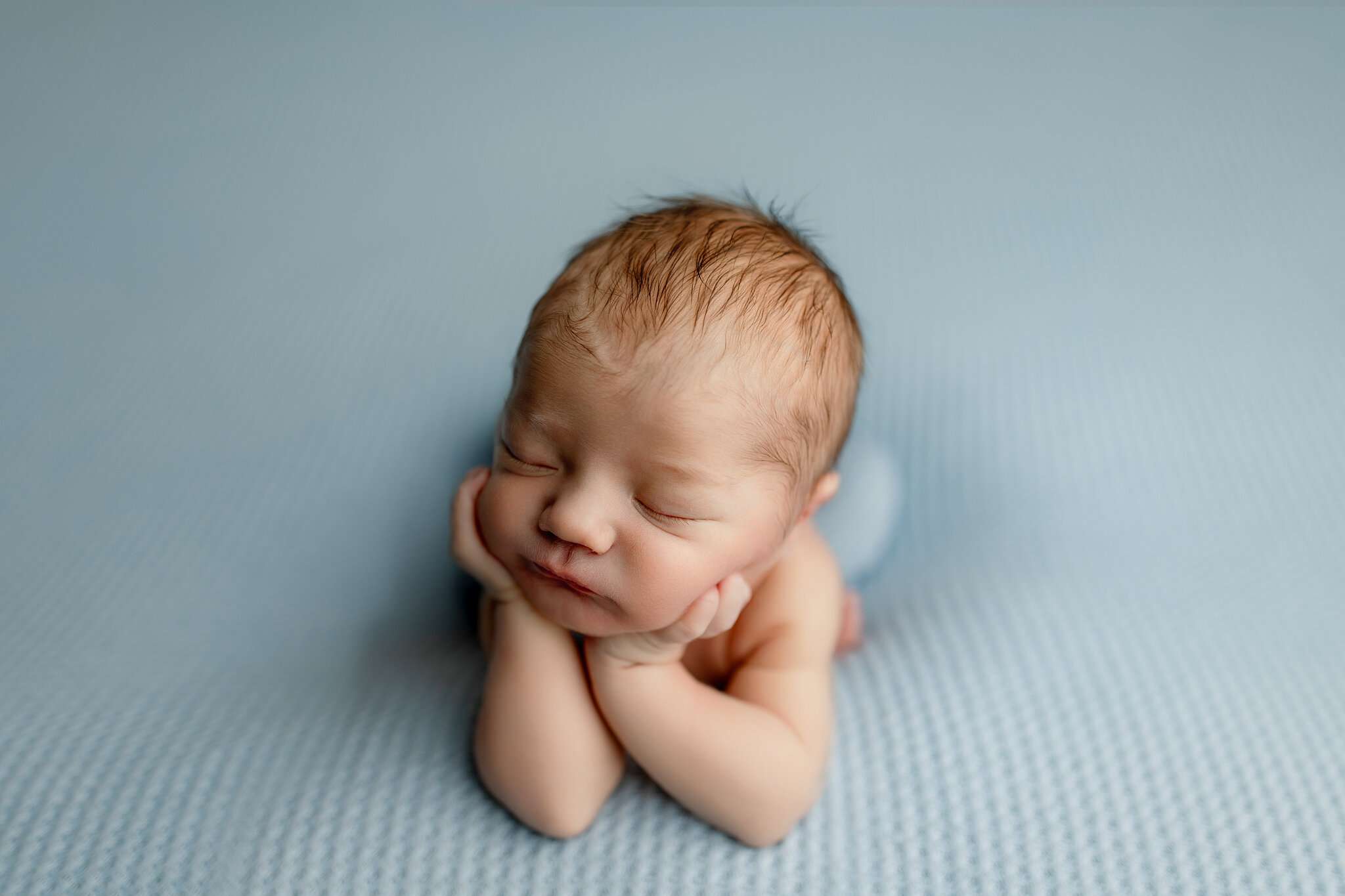 studio newborn session, NWA newborn photographer, family photography near me
