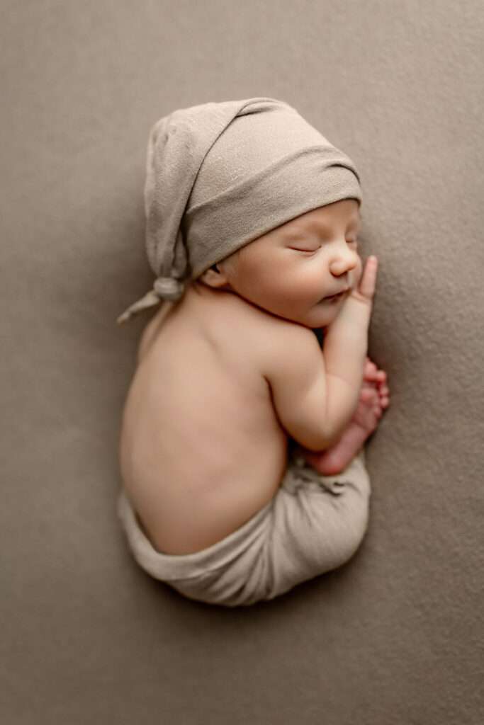 studio newborn session, NWA newborn photographer, family photography near me