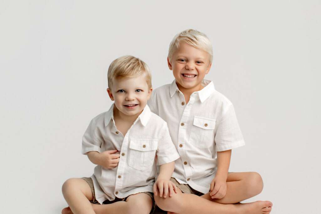 timeless heirloom + personality portraits, nwa children's photographer, heirloom photos near me, family portraits Cave Springs AR