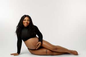 maternity photography, maternity photographer Northwest Arkansas, Cave Springs Arkansas photographer, Northwest Arkansas maternity session, Arkansas maternity photographer, motherhood photography, maternity lifestyle photography, Cave Springs maternity photographer, Northwest Arkansas pregnancy photography, natural light maternity photography, outdoor maternity session NWA