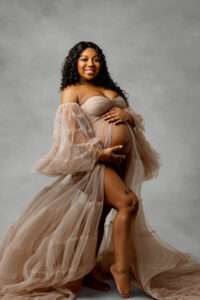 maternity photography, maternity photographer Northwest Arkansas, Cave Springs Arkansas photographer, Northwest Arkansas maternity session, Arkansas maternity photographer, motherhood photography, maternity lifestyle photography, Cave Springs maternity photographer, Northwest Arkansas pregnancy photography, natural light maternity photography, outdoor maternity session NWA