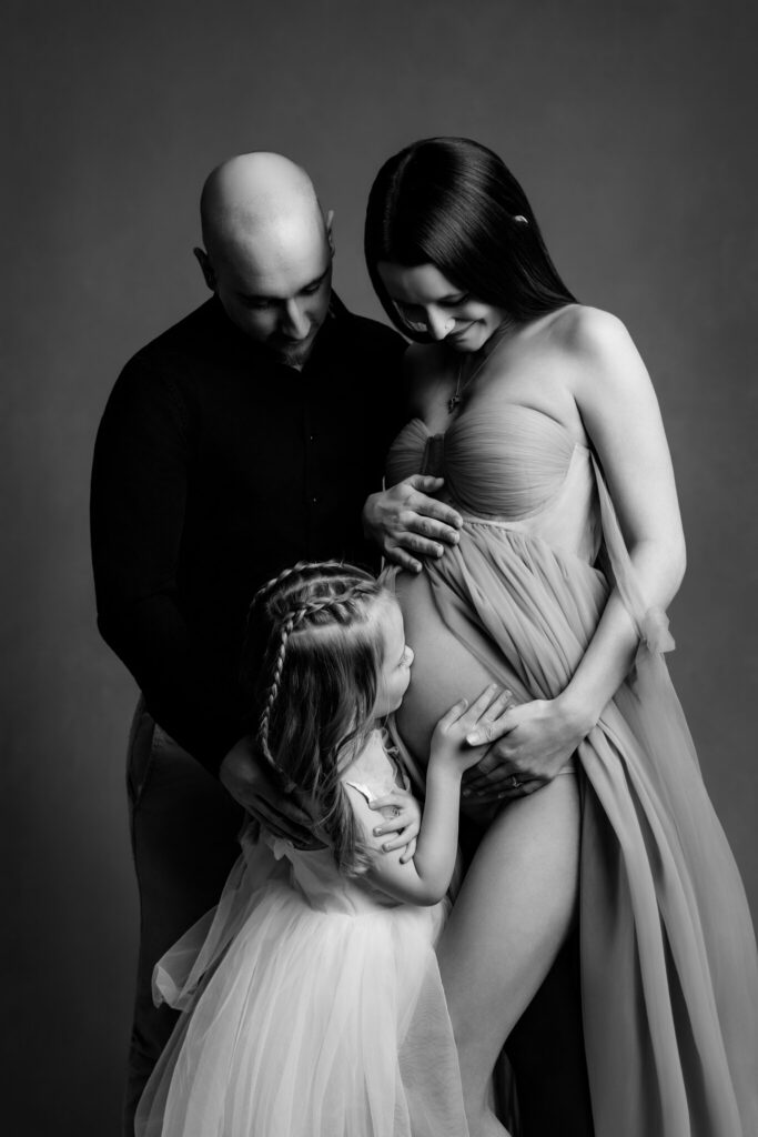 maternity portrait session, Cave Springs AR maternity photographer, professional maternity photos